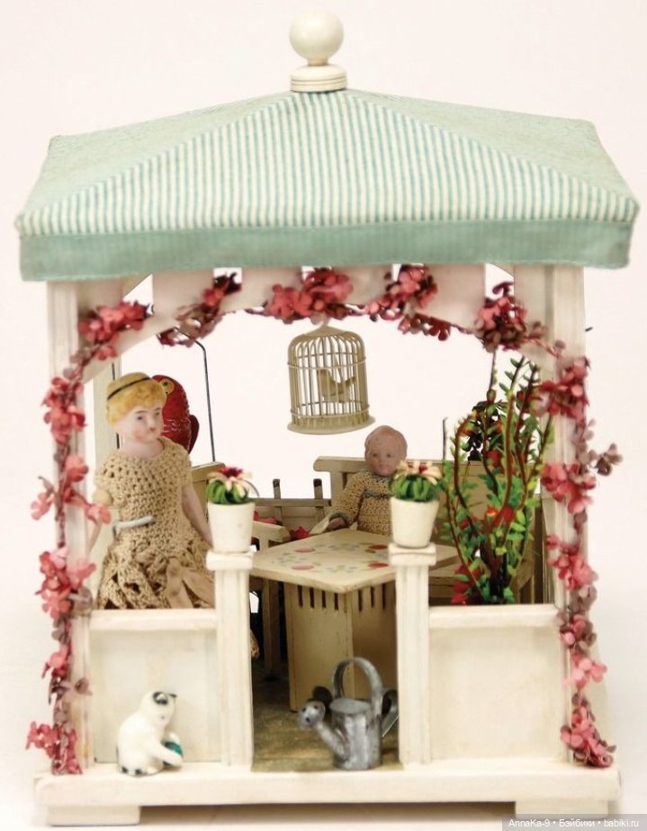 Антикварные кукольные беседки