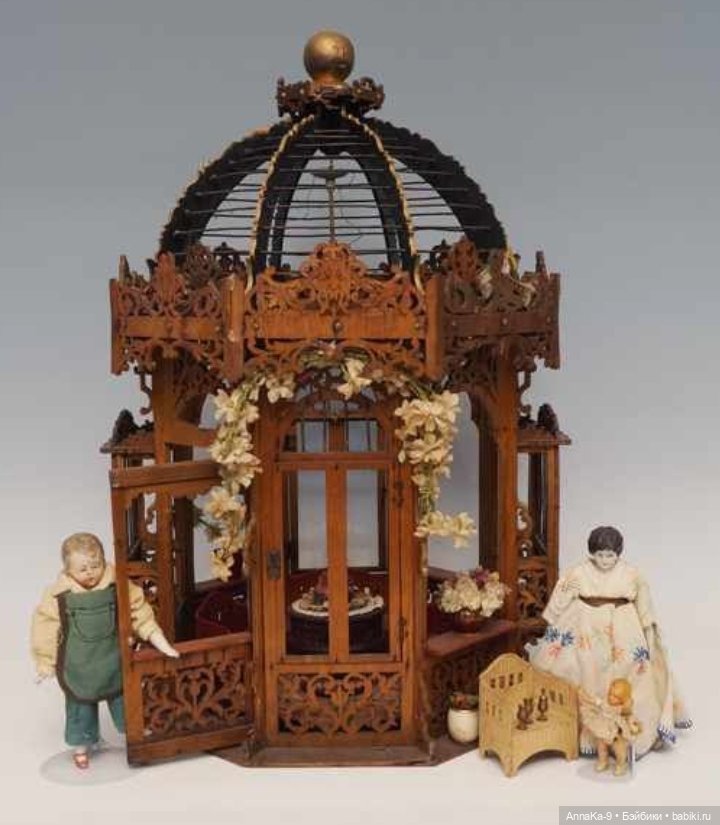 Антикварные кукольные беседки