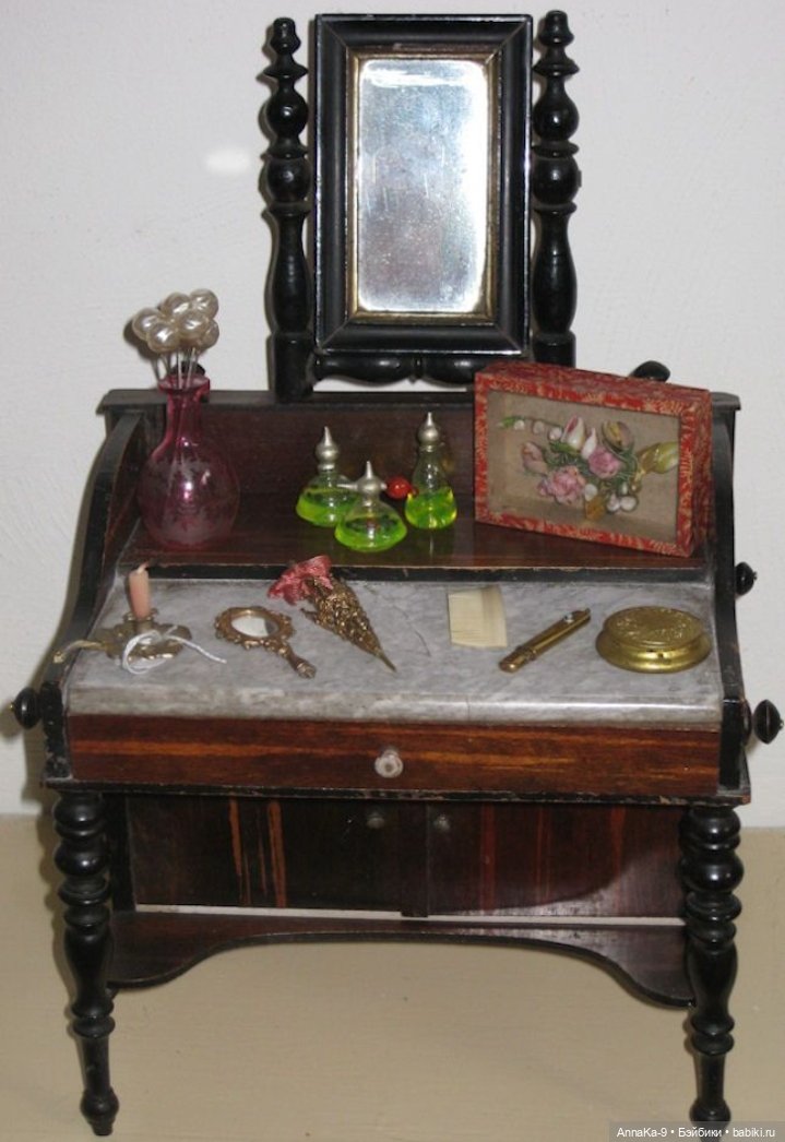 Антикварные парфюмерные наборы для mignonette