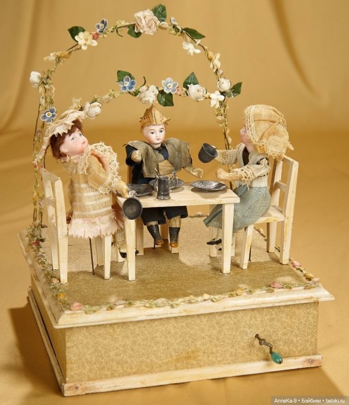 Антикварные кукольные беседки (фото 7)