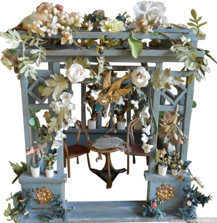 Антикварные кукольные беседки