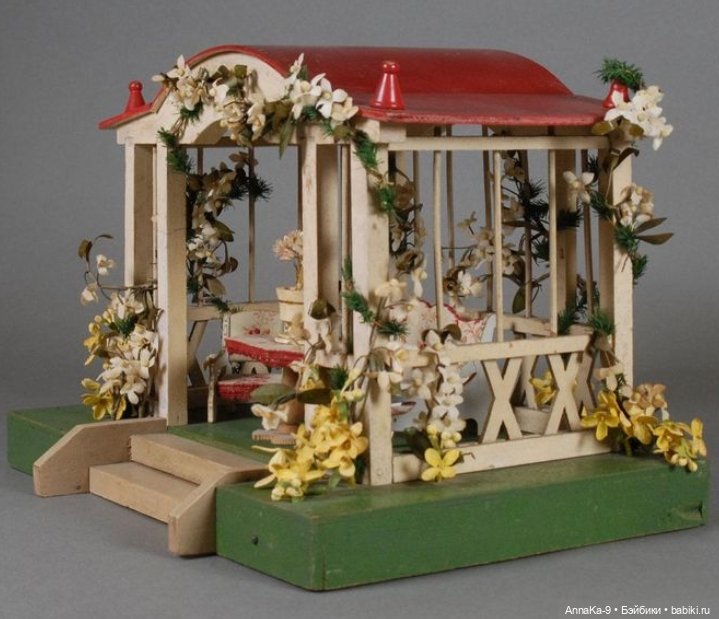Антикварные кукольные беседки