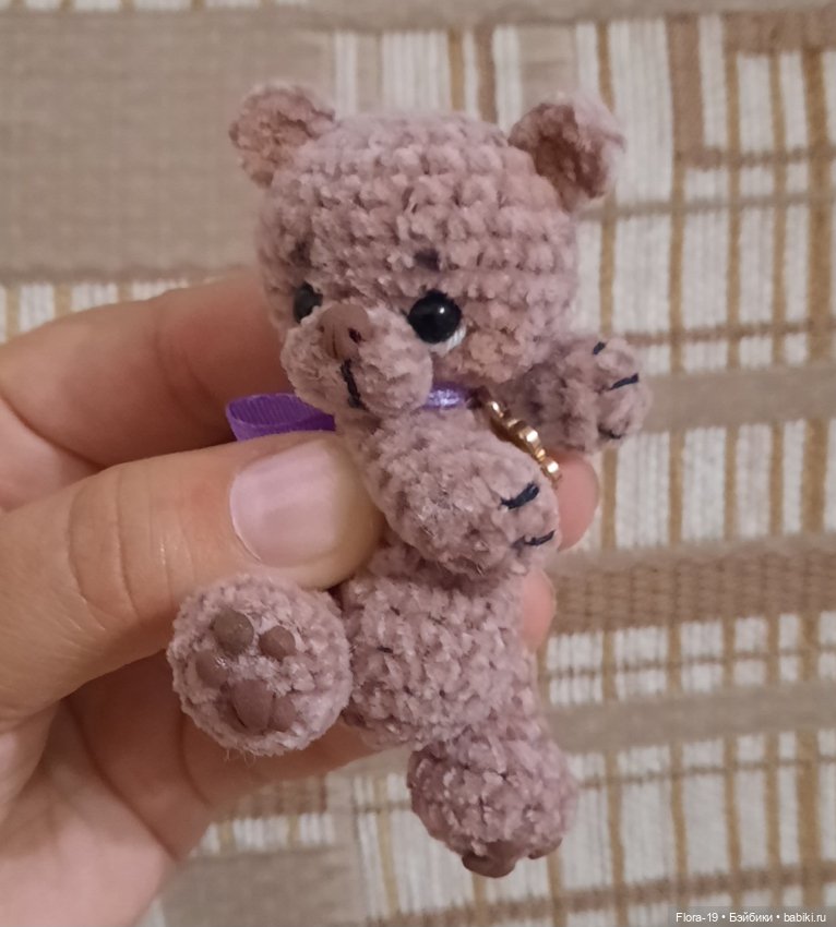 Мишка из микровелюра — Вязаные игрушки и амигуруми: крючком