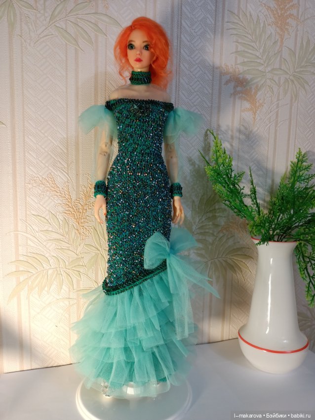 Изумрудное платье из коллекции Парадиз. Финиш