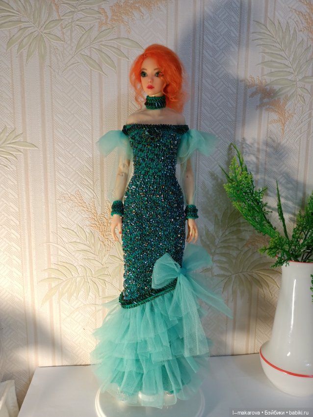 Изумрудное платье из коллекции Парадиз. Финиш