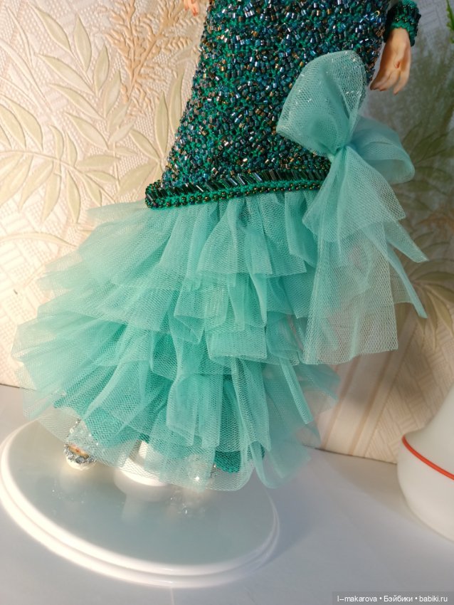 Изумрудное платье из коллекции Парадиз. Финиш