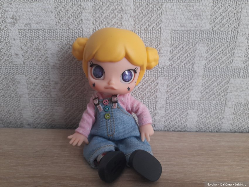 Molly Фокусница от Pop mart (фото 7)
