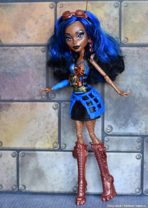 Подборка: куклы и игрушки (фото 5)