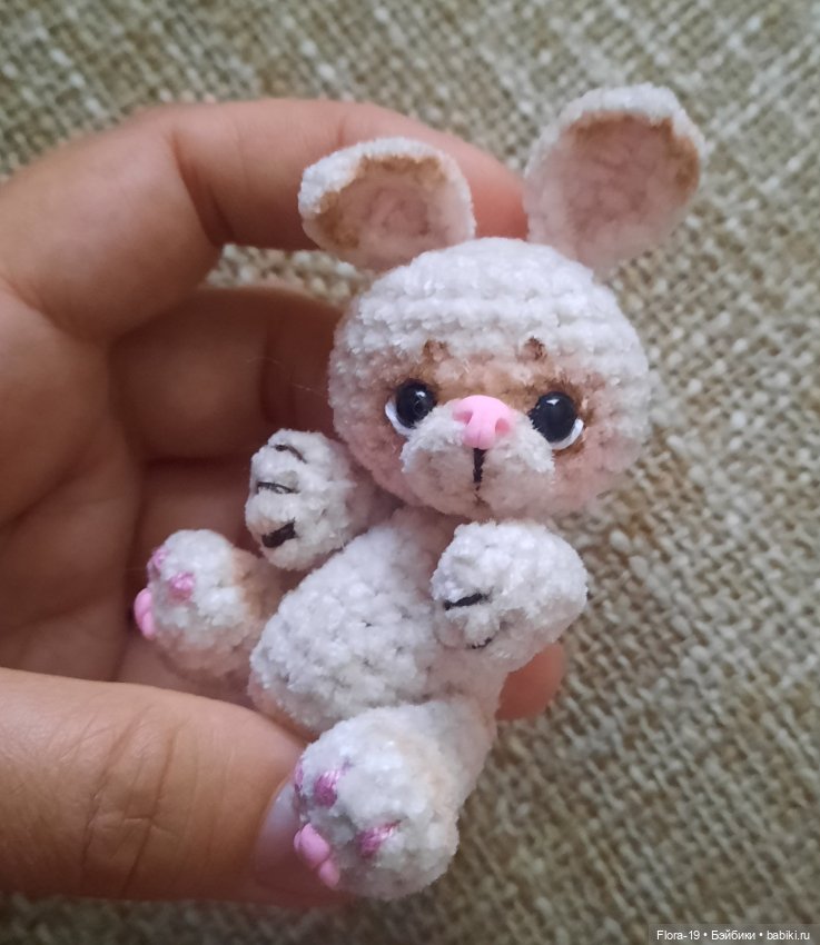 Велюровый Зайка — Вязаные игрушки и амигуруми: крючком (фото 3)