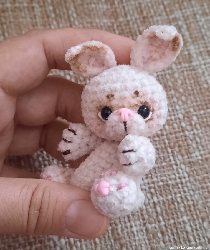 Велюровый Зайка — Вязаные игрушки и амигуруми: крючком (фото 5)