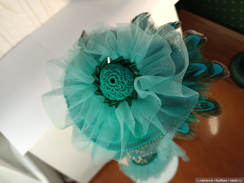 Изумрудное платье из коллекции Парадиз. Шляпа (фото 10)