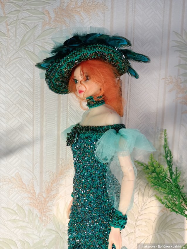 Изумрудное платье из коллекции Парадиз. Шляпа (фото 9)