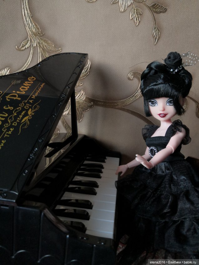 Кукла модель Уэнсдей Аддамс шарнирная 24 см (фото 4)