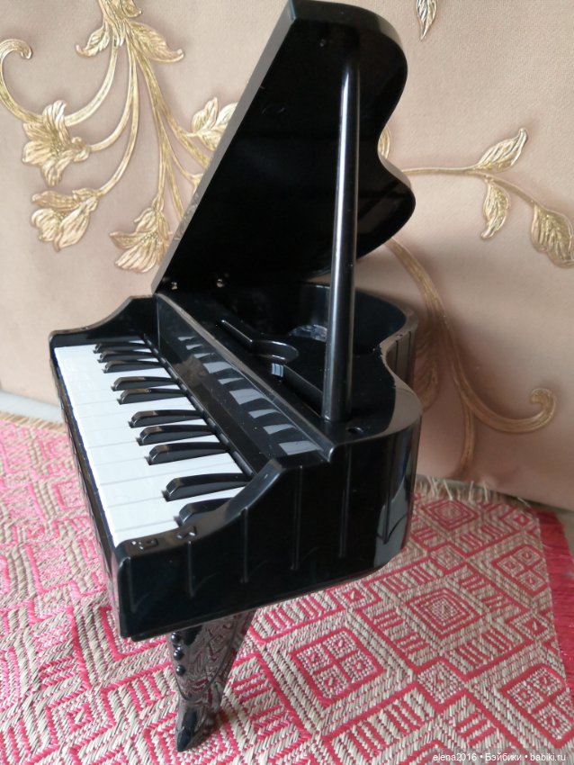 Кукла модель Уэнсдей Аддамс шарнирная 24 см