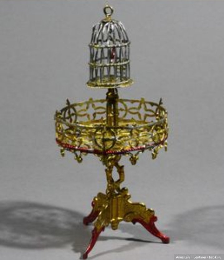 Какие они, цветы для антикварных кукольных домиков