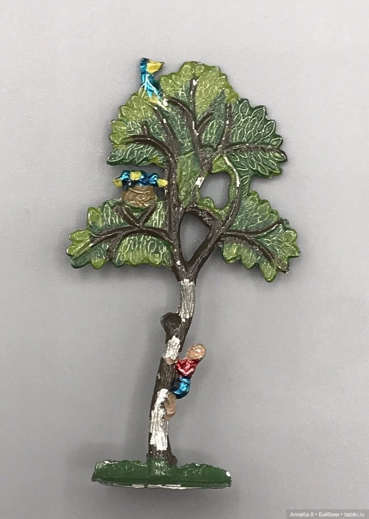 Какие они, цветы для антикварных кукольных домиков