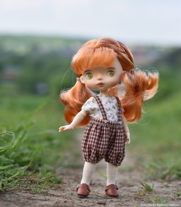 Рыжие девочки, зеленые холмы и люпины (фото 8)