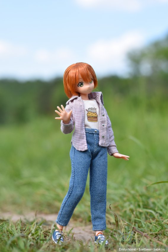 Рыжие девочки, зеленые холмы и люпины (фото 6)