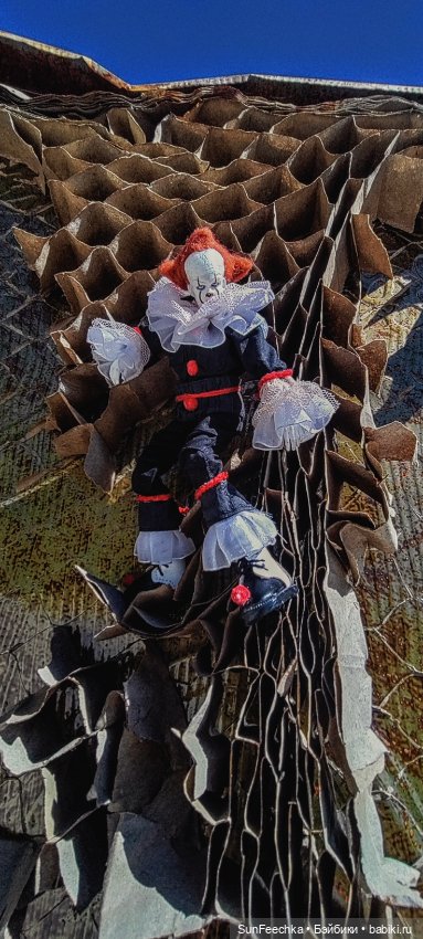 Пеннивайз. Зловещая красота (фото 2)