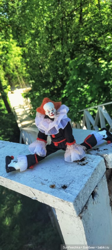 Пеннивайз. Зловещая красота