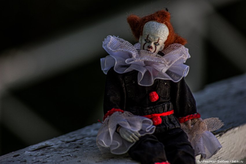 Пеннивайз. Зловещая красота (фото 8)