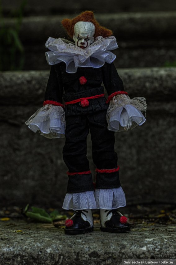 Пеннивайз. Зловещая красота (фото 7)