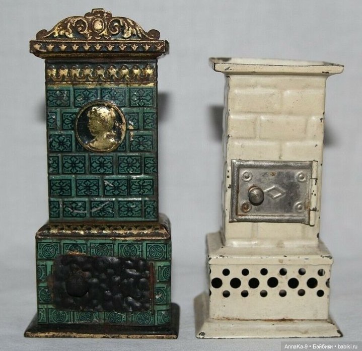 Антикварные печи для кукольных домиков