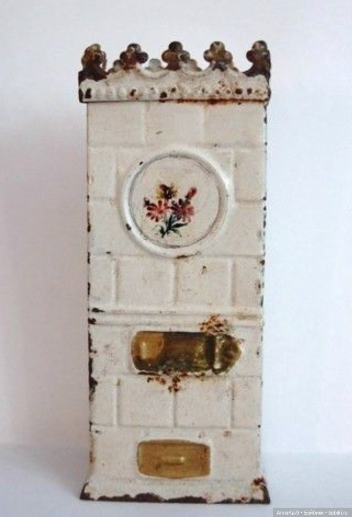 Антикварные печи для кукольных домиков