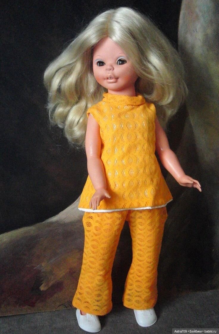 Большие куклы ГДР и Брижит Бардо (фото 7)