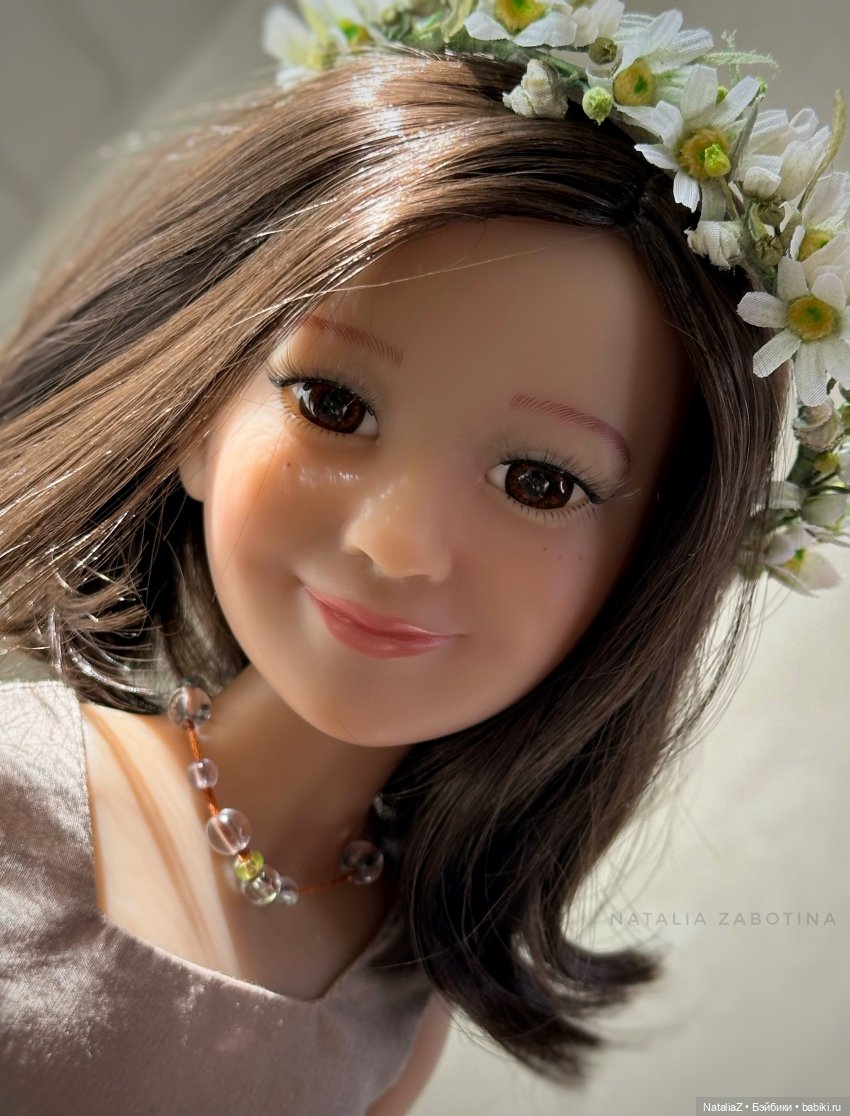 Дафна. "Дорога перемен" — Куклы Ruby Red (Руби Ред) Fashion Friends: Siblies