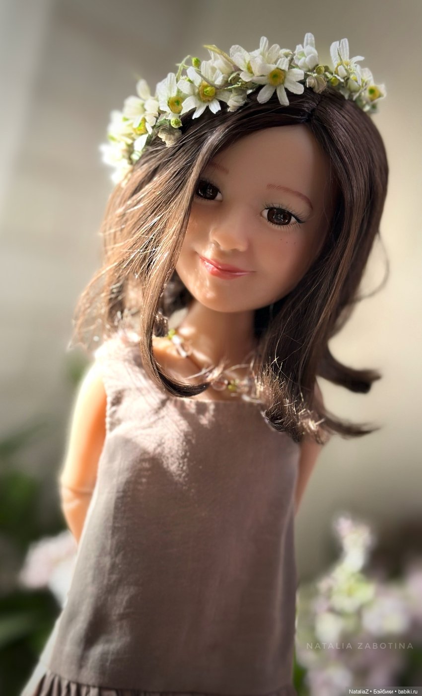 Дафна. "Дорога перемен" — Куклы Ruby Red (Руби Ред) Fashion Friends: Siblies