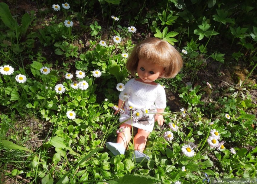 Белое платье и белые цветы🤍🤍