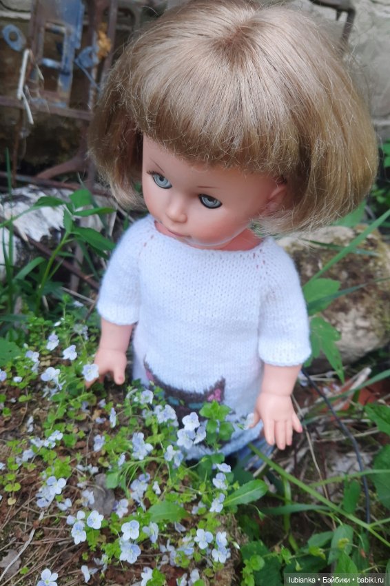 Белое платье и белые цветы🤍🤍