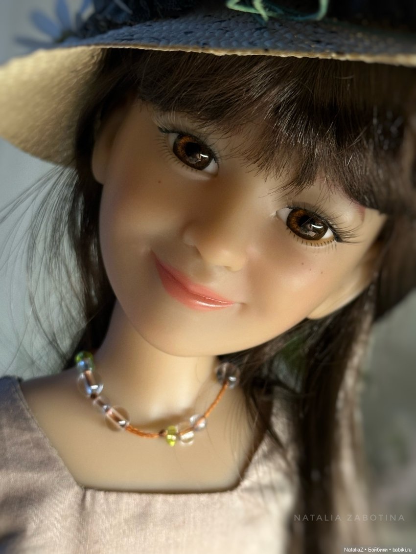 Дафна. "Дорога перемен" — Куклы Ruby Red (Руби Ред) Fashion Friends: Siblies