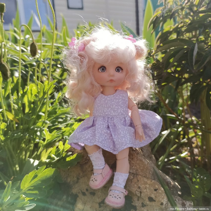 У нас наступило ЛЕТО - прогулка с дюймовочкой Джесси