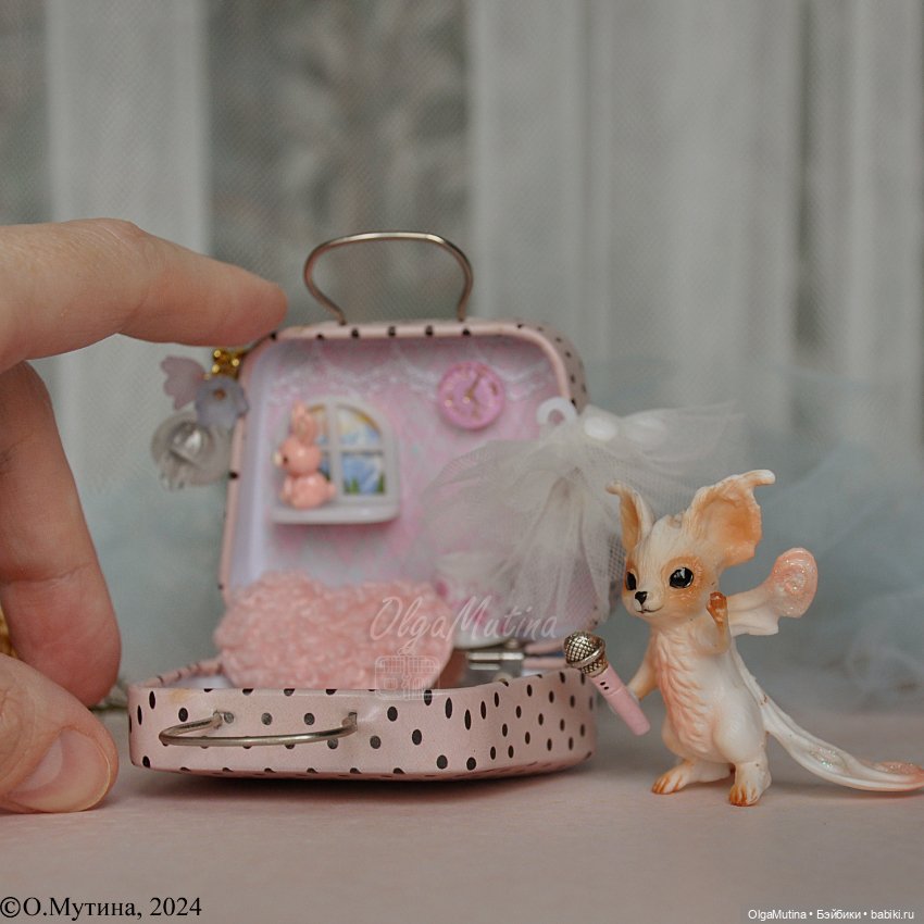 Кукольные домики-саквояжи (фото 3)