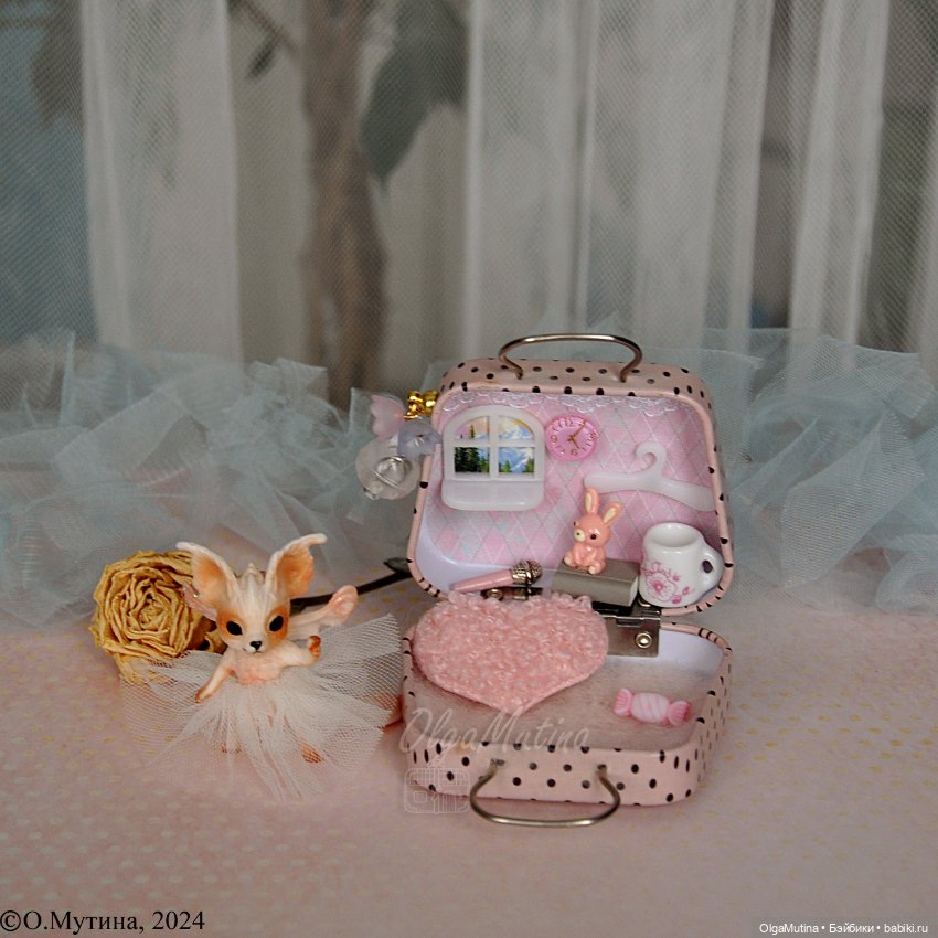 Кукольные домики-саквояжи (фото 7)