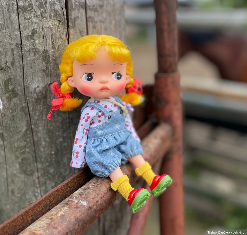 Деревенские зарисовки с Holala