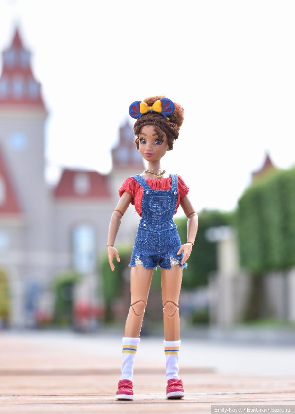 Жаркий летний день — Коллекции игровых кукол (Playline): фото полок