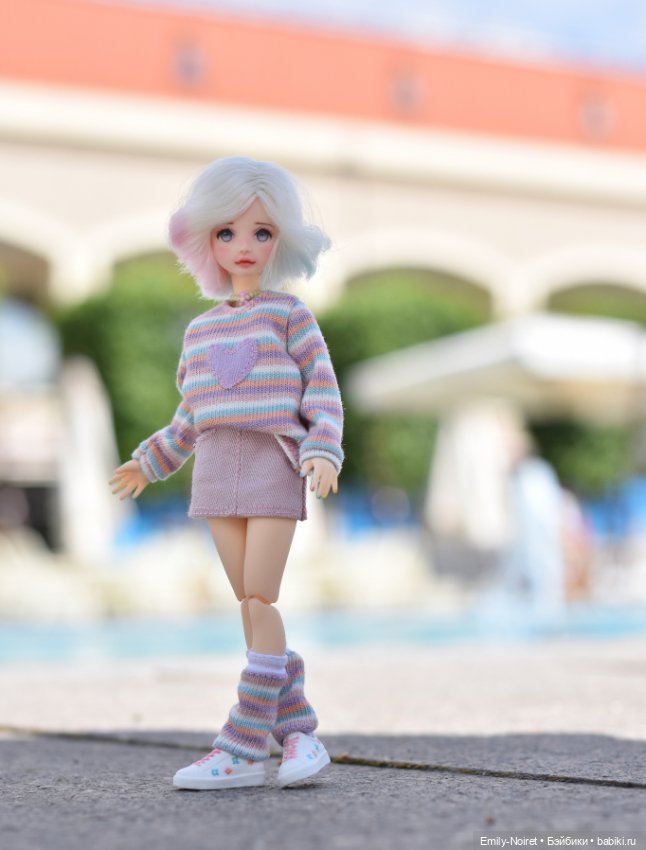 Жаркий летний день — Коллекции игровых кукол (Playline): фото полок (фото 7)