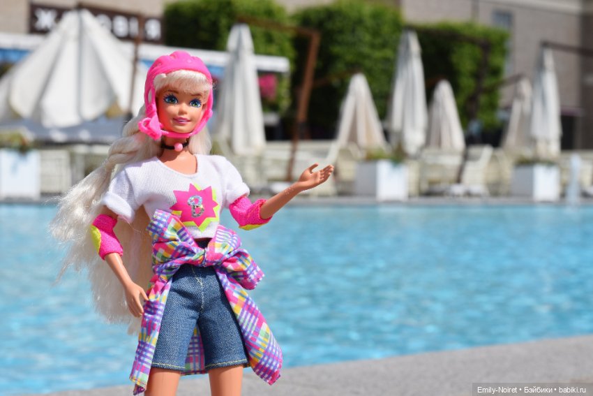 Жаркий летний день — Коллекции игровых кукол (Playline): фото полок (фото 3)