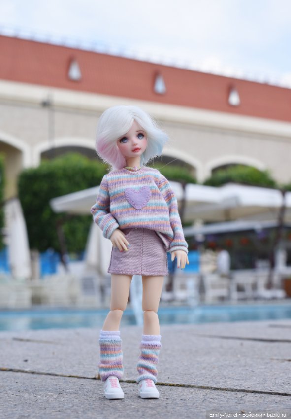 Жаркий летний день — Коллекции игровых кукол (Playline): фото полок (фото 6)