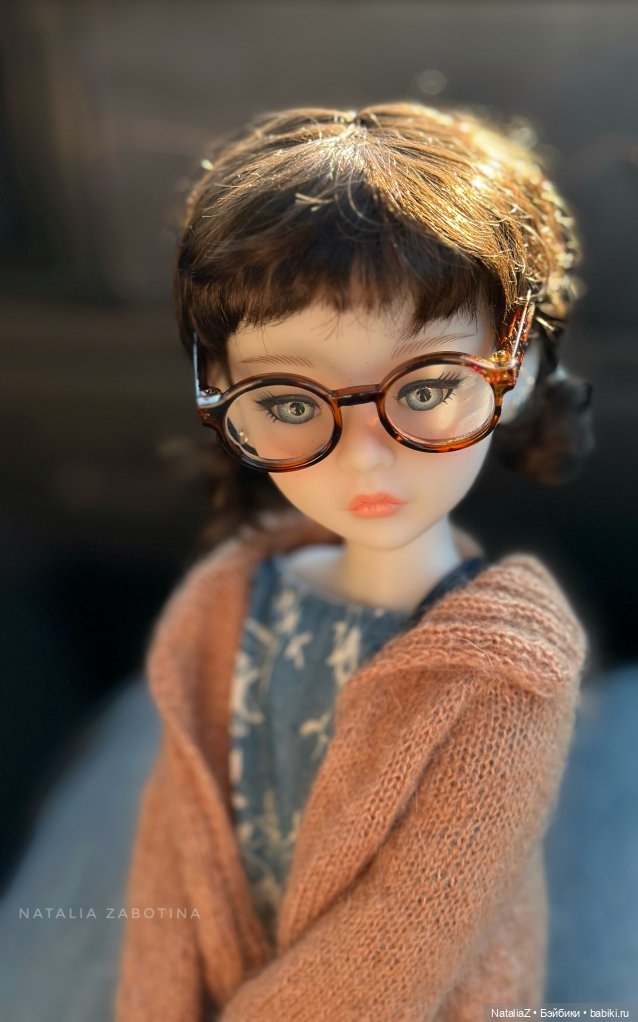 Сейдж 🌾 — Куклы Ruby Red (Руби Ред) Fashion Friends: Siblies (фото 2)