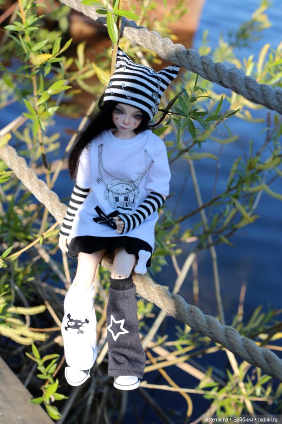 Кэрол на прогулке часть 1 (фото 5)