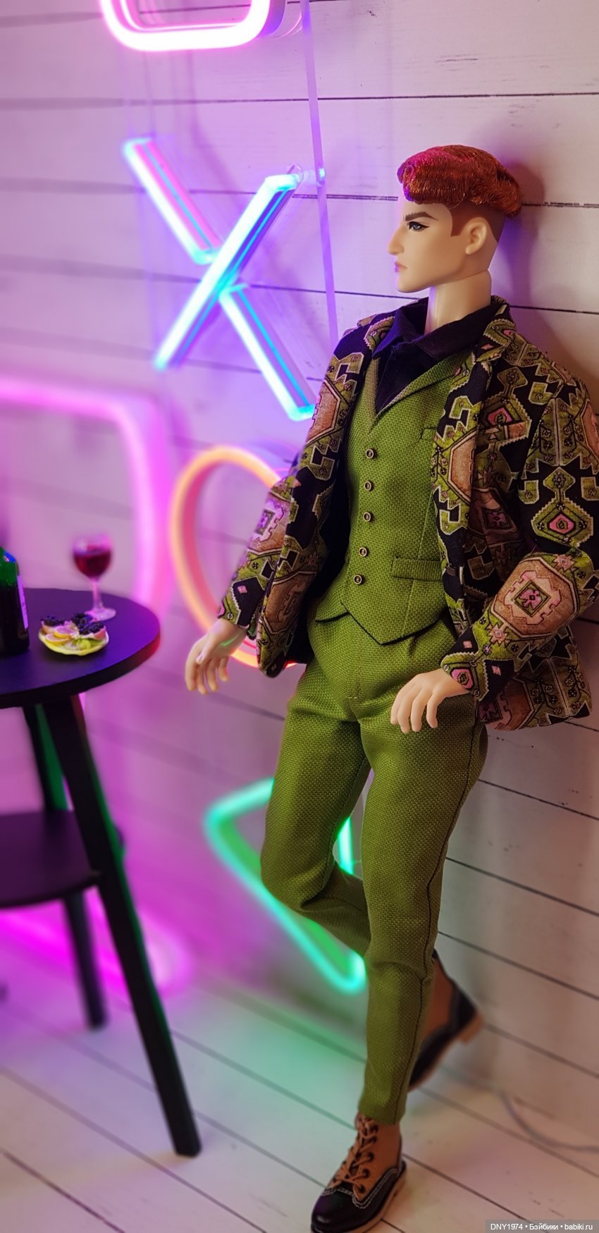 Раз уж сегодня день кукольника, то