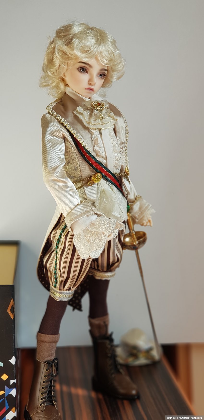 Раз уж сегодня день кукольника, то