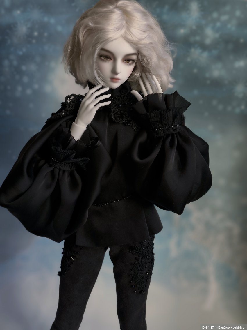 Раз уж сегодня день кукольника, то