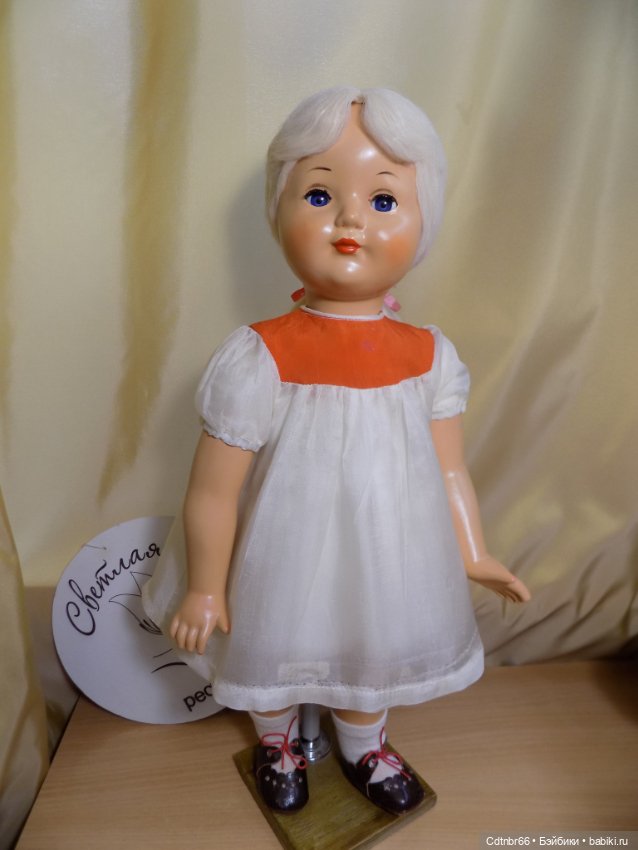 Точечная реставрация куклы Московской фабрики игрушек имени 8 Марта. Леночка