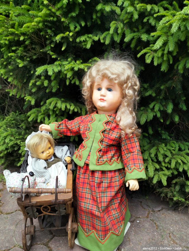 Антикварная деревянная кукла из Франции. Bebe tout en boes