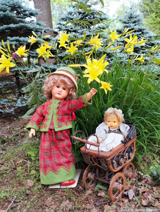 Антикварная деревянная кукла из Франции. Bebe tout en boes